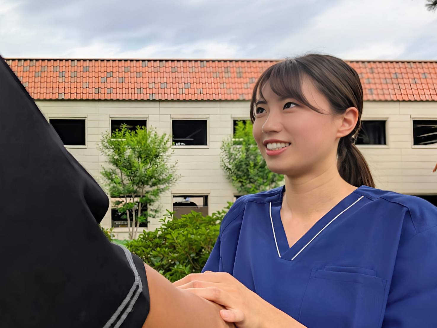 悩みを抱えるイメージ